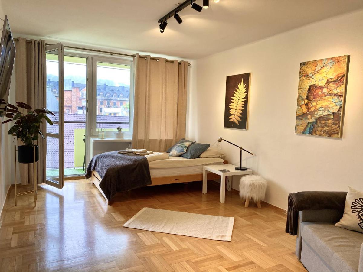 Uroczy Apartament 50 Metrow Od Krupowek, 2 Osobne Sypialnie — Zdjęcia 2